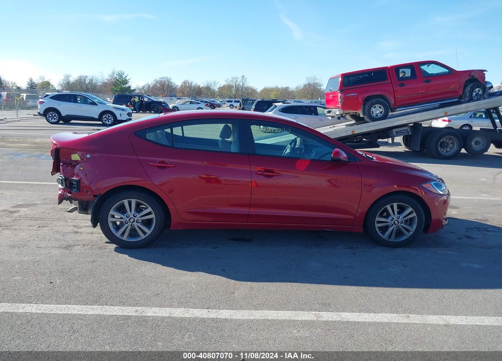 2017 HYUNDAI ELANTRA SE VIN: KMHD84LF6HU141320