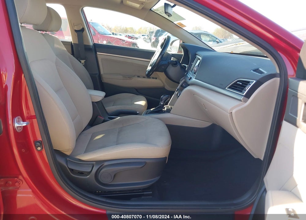 2017 HYUNDAI ELANTRA SE VIN: KMHD84LF6HU141320