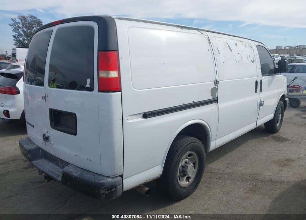 2007 CHEVROLET EXPRESS WORK VAN VIN: 1GCGG25V171117665