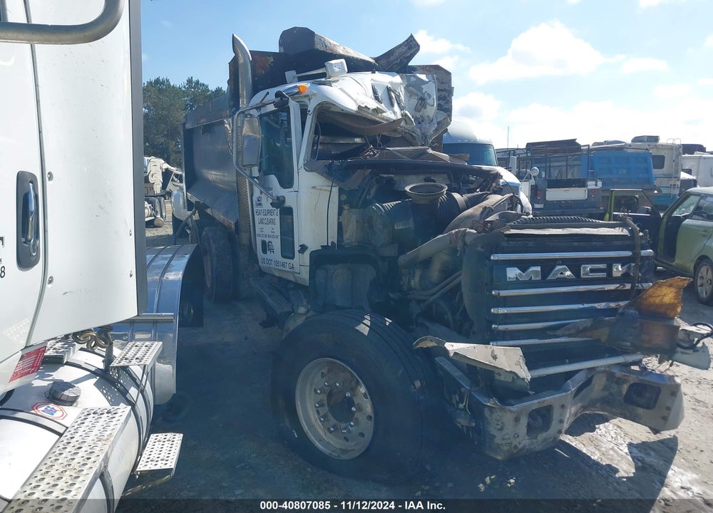 2007 MACK CTP713 CTP700 VIN: 1M2AT04Y97M004140