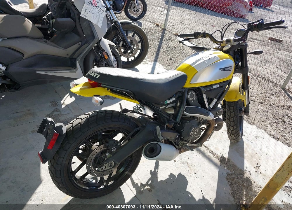 2015 DUCATI SCRAMBLER 800 VIN: ML015ANM3FT000640