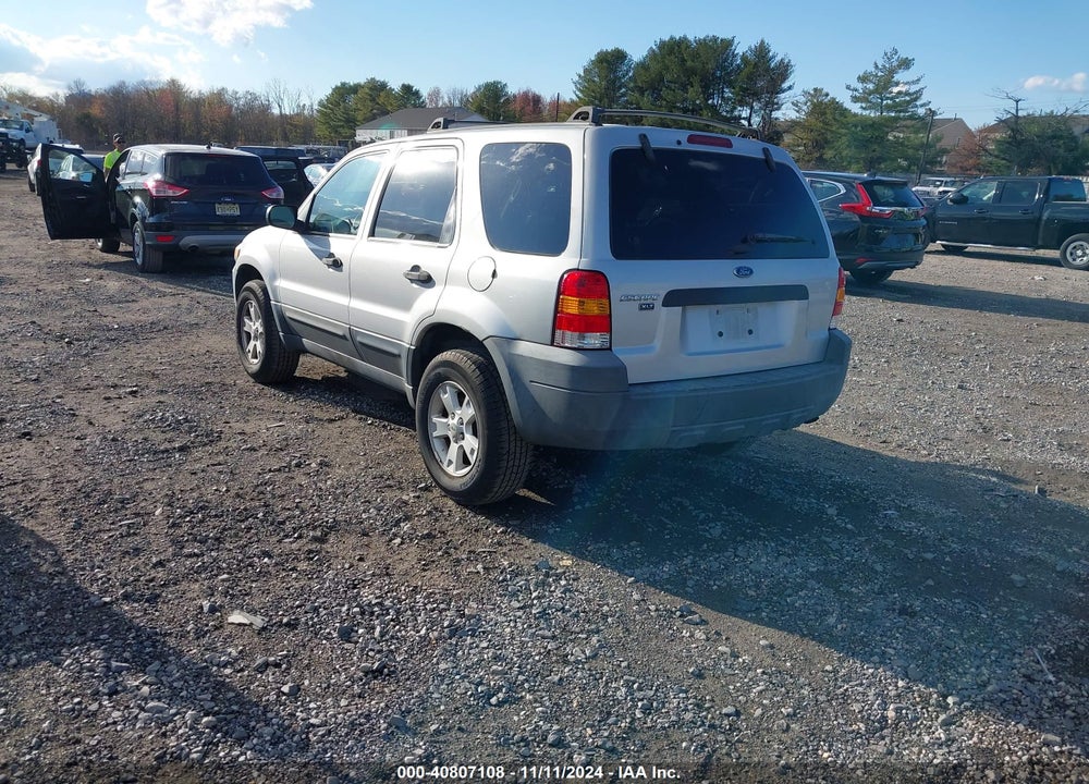 2005 FORD ESCAPE XLT VIN: 1FMYU93165KA32720