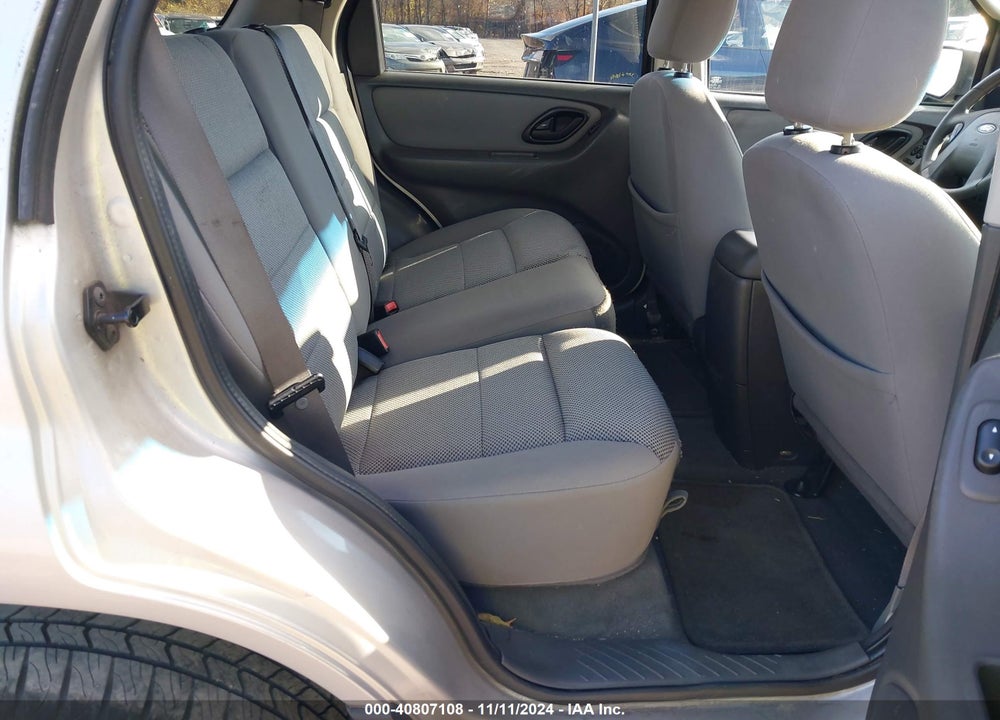 2005 FORD ESCAPE XLT VIN: 1FMYU93165KA32720