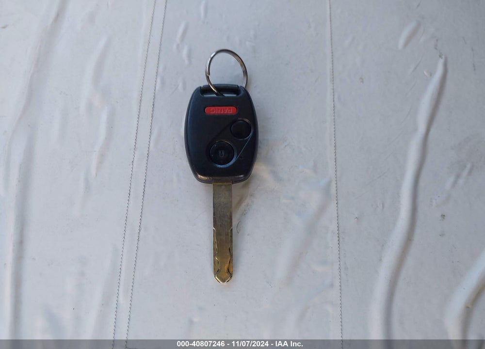 2011 HONDA CIVIC LX VIN: 19XFA1F59BE049031