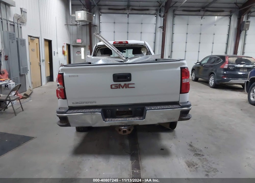 2018 GMC SIERRA 2500HD VIN: 1GT12REY0JF155356