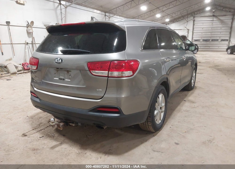 2016 KIA SORENTO 3.3L LX VIN: 5XYPGDA54GG024821