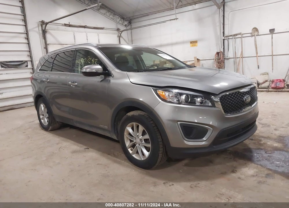 2016 KIA SORENTO 3.3L LX VIN: 5XYPGDA54GG024821