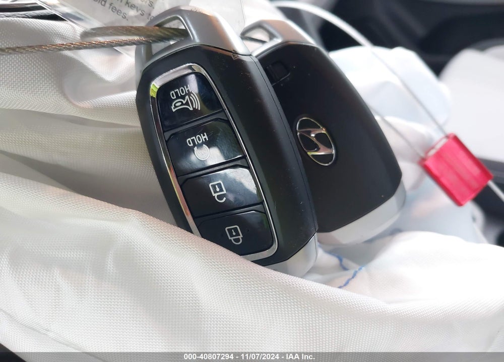 2024 HYUNDAI VENUE SEL VIN: KMHRC8A32RU313283