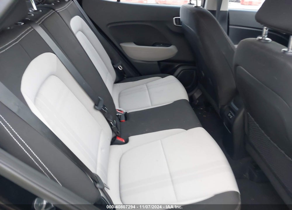 2024 HYUNDAI VENUE SEL VIN: KMHRC8A32RU313283