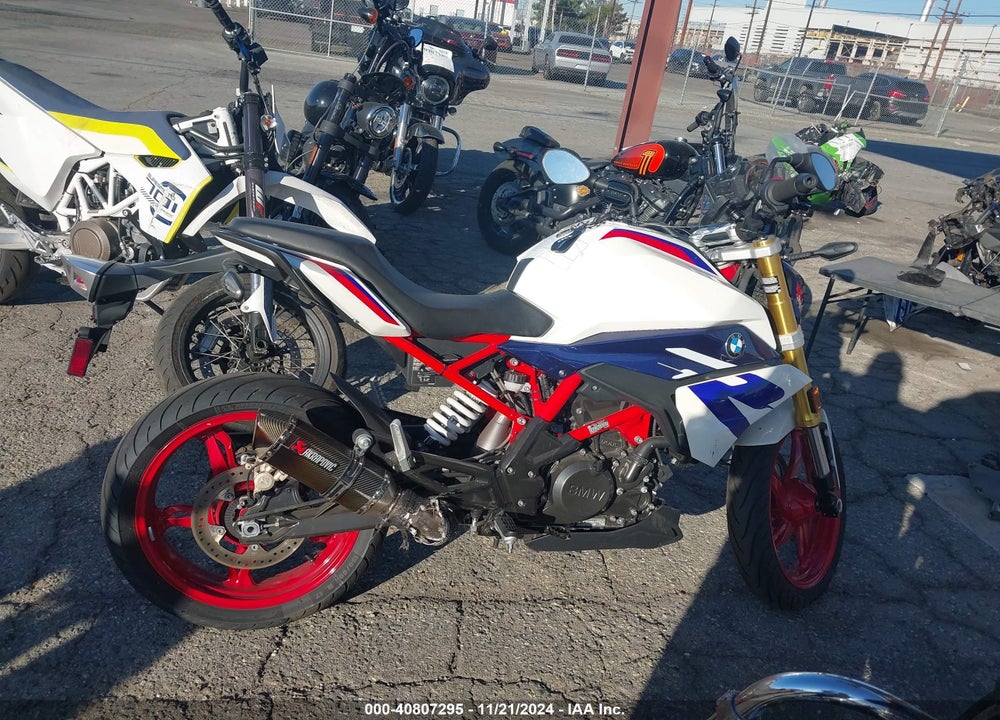 2022 BMW G310 R VIN: WB30G4304NRA30353
