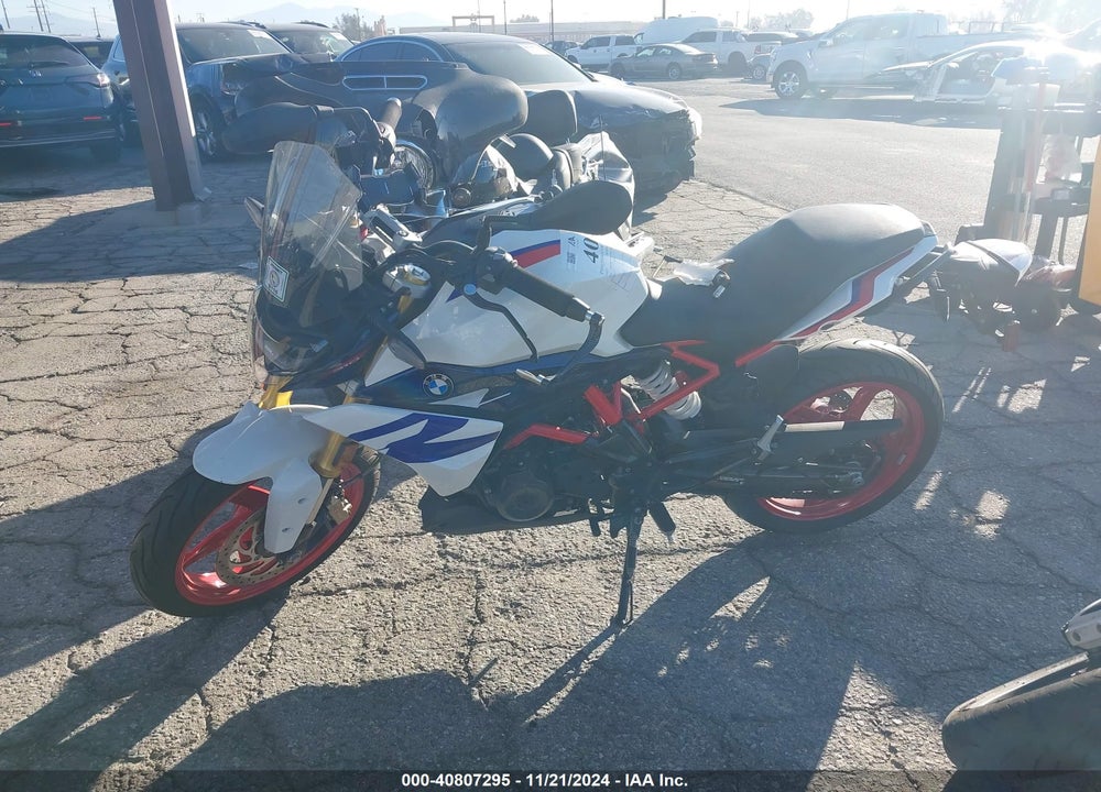 2022 BMW G310 R VIN: WB30G4304NRA30353