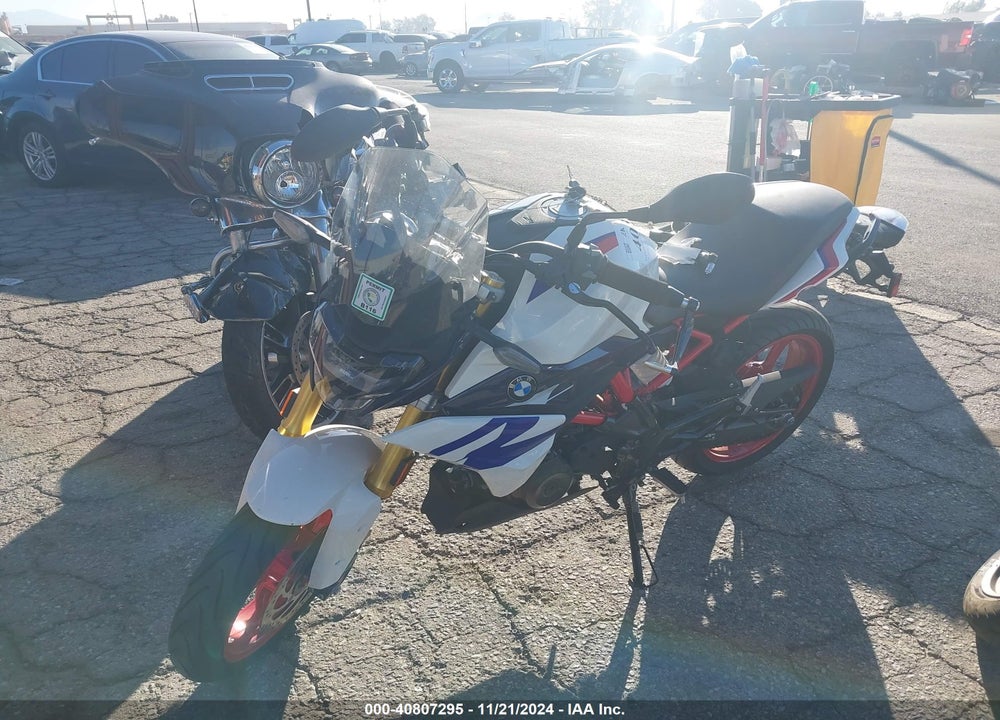 2022 BMW G310 R VIN: WB30G4304NRA30353