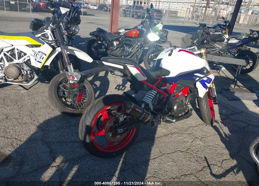 2022 BMW G310 R VIN: WB30G4304NRA30353