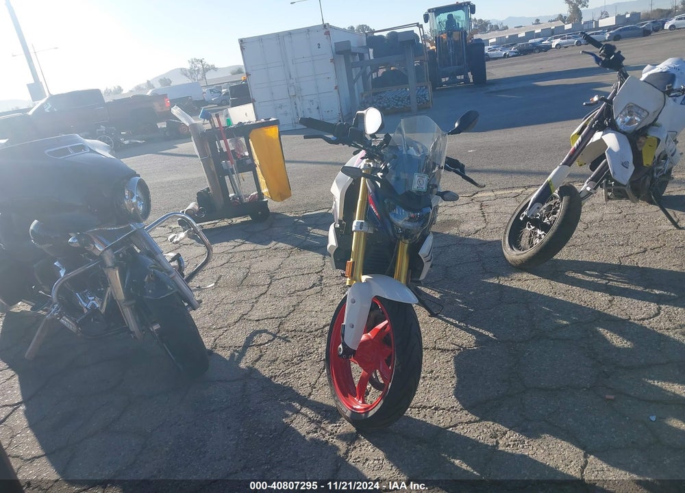 2022 BMW G310 R VIN: WB30G4304NRA30353