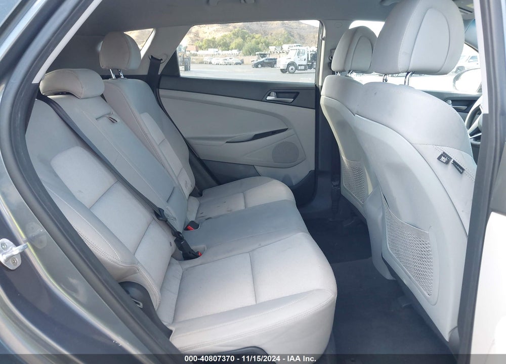 2018 HYUNDAI TUCSON SEL VIN: KM8J33A41JU682908