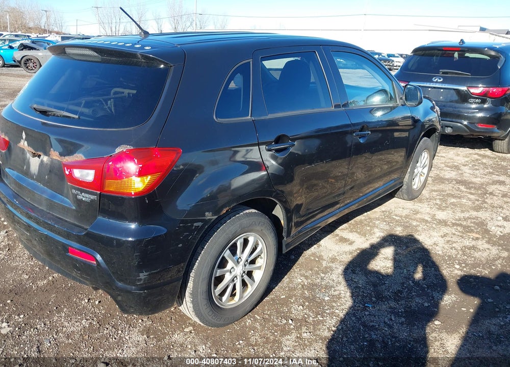 2011 MITSUBISHI OUTLANDER SPORT ES VIN: JA4AP3AU5BZ008106