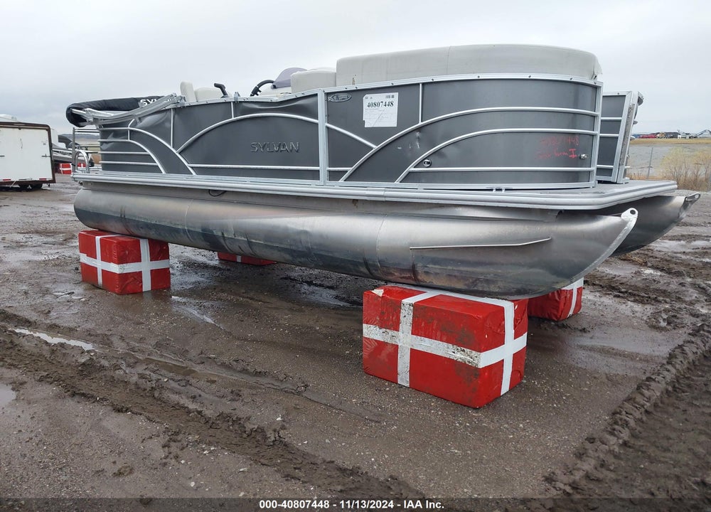 2019 SYLVAN MIRAGE 820 VIN: SYL66573A919