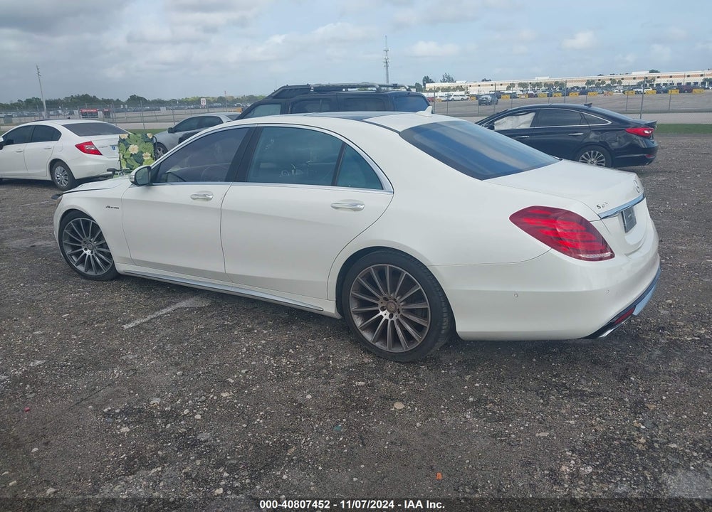 2015 MERCEDES-BENZ S 550 VIN: WDDUG8CB1FA081933