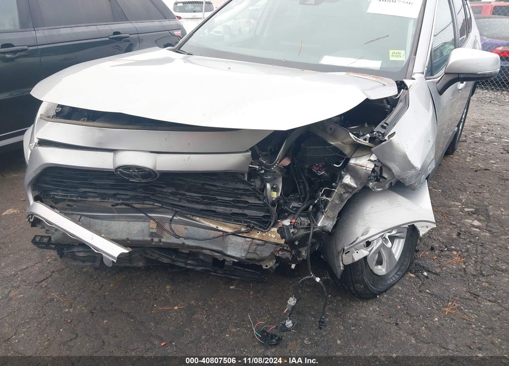 2019 TOYOTA RAV4 VIN: 2T3W1RFV2KC025089