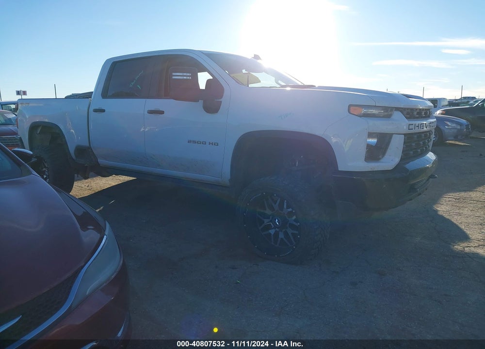 2022 CHEVROLET SILVERADO 2500HD 4WD STANDARD BED CUSTOM VIN: 1GC4YMEY4NF132554