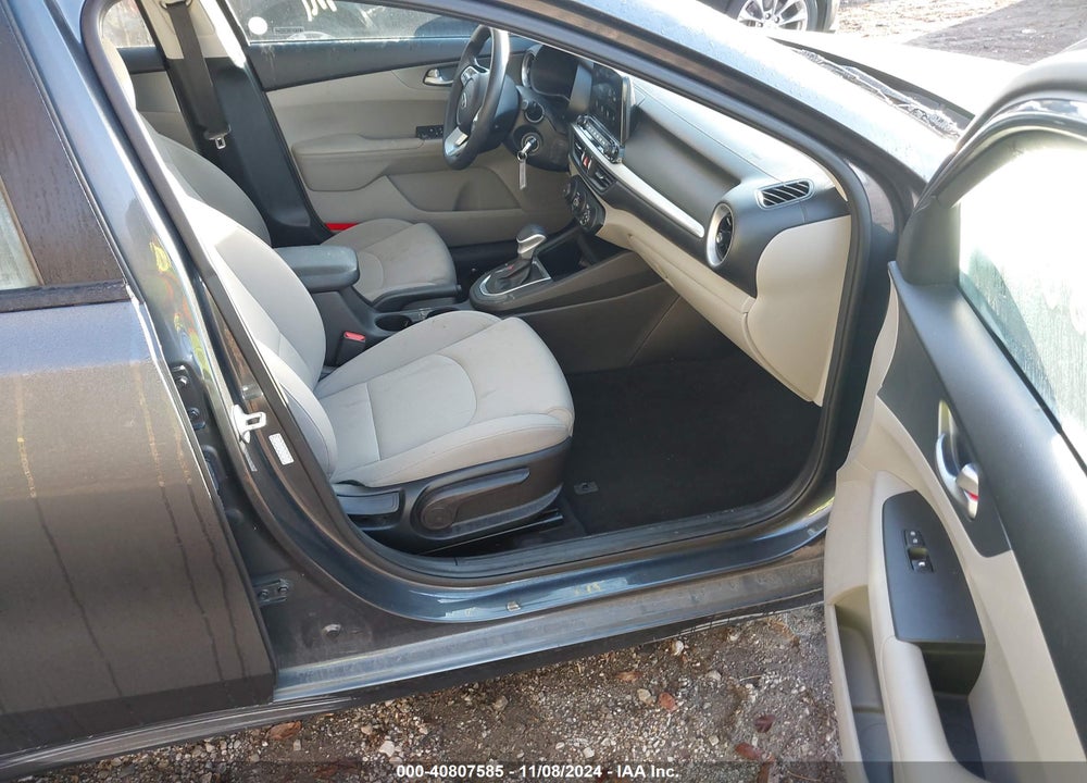 2021 KIA FORTE LXS VIN: 3KPF24ADXME355526