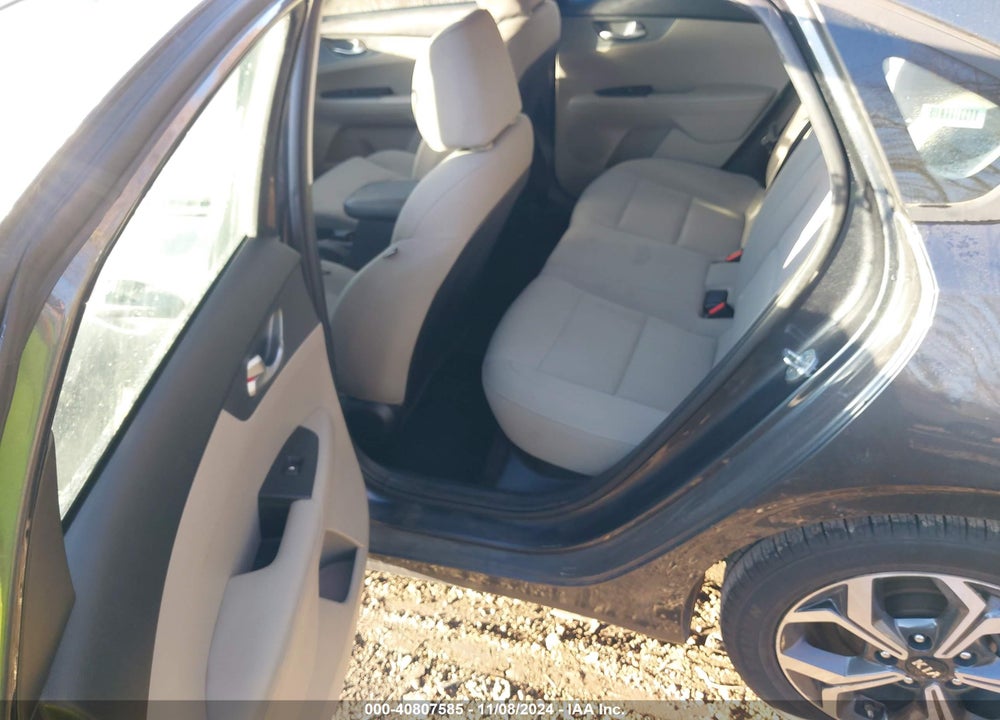 2021 KIA FORTE LXS VIN: 3KPF24ADXME355526
