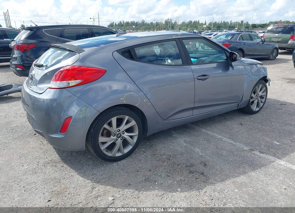 2017 HYUNDAI VELOSTER VIN: KMHTC6AD5HU308001