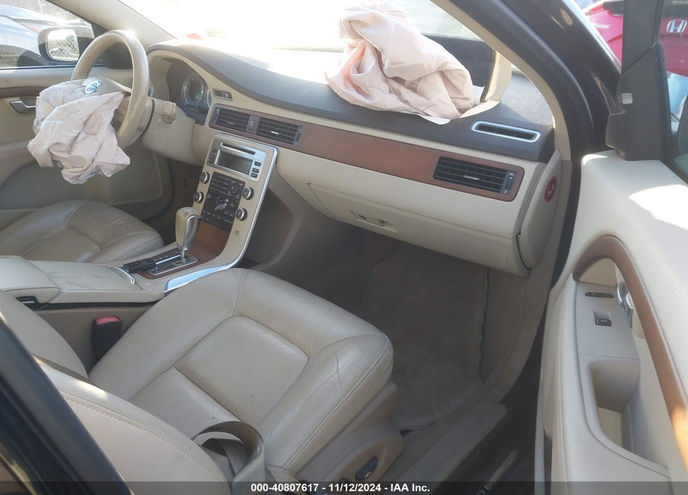 2010 VOLVO S80 T6 VIN: YV1992AH2A1123835