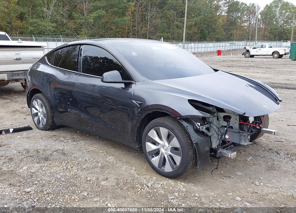 2024 TESLA MODEL Y LONG RANGE DUAL MOTOR ALL-WHEEL DRIVE VIN: 7SAYGDEE8RA275298