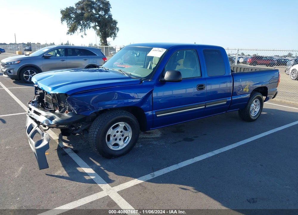 2004 CHEVROLET SILVERADO 1500 LS VIN: 2GCEC19T841212123