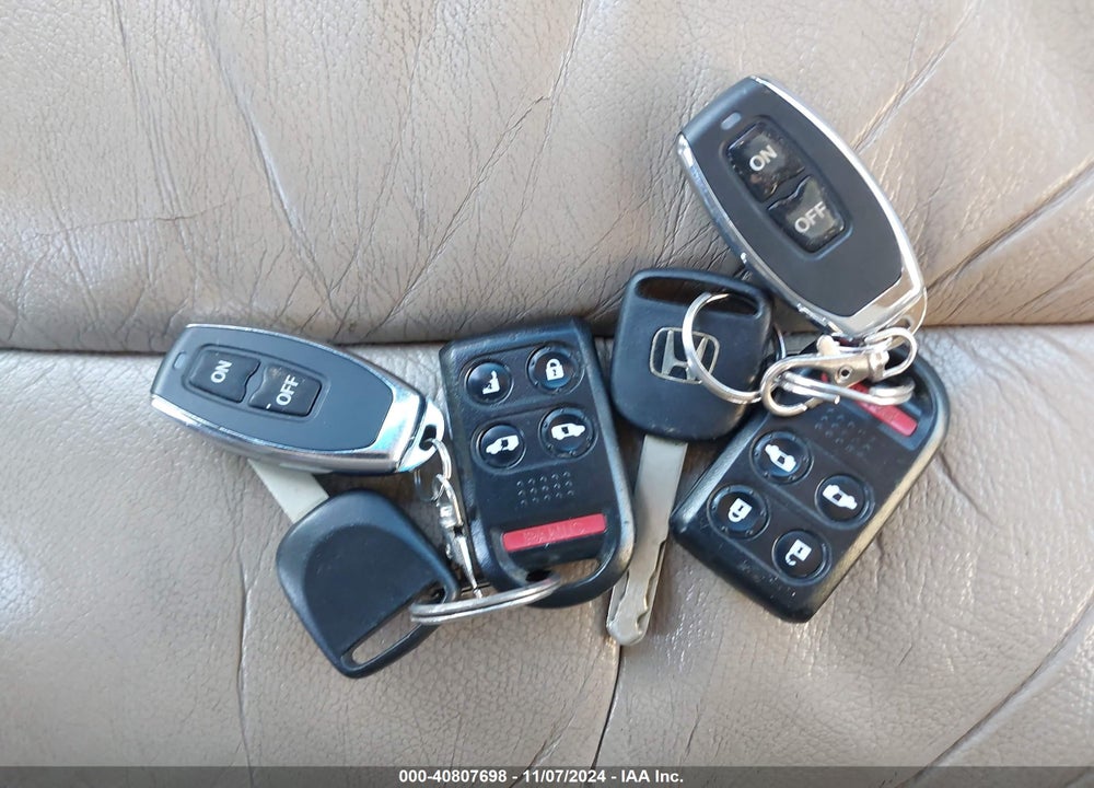 2007 HONDA ODYSSEY EX-L VIN: 5FNRL387X7B086351