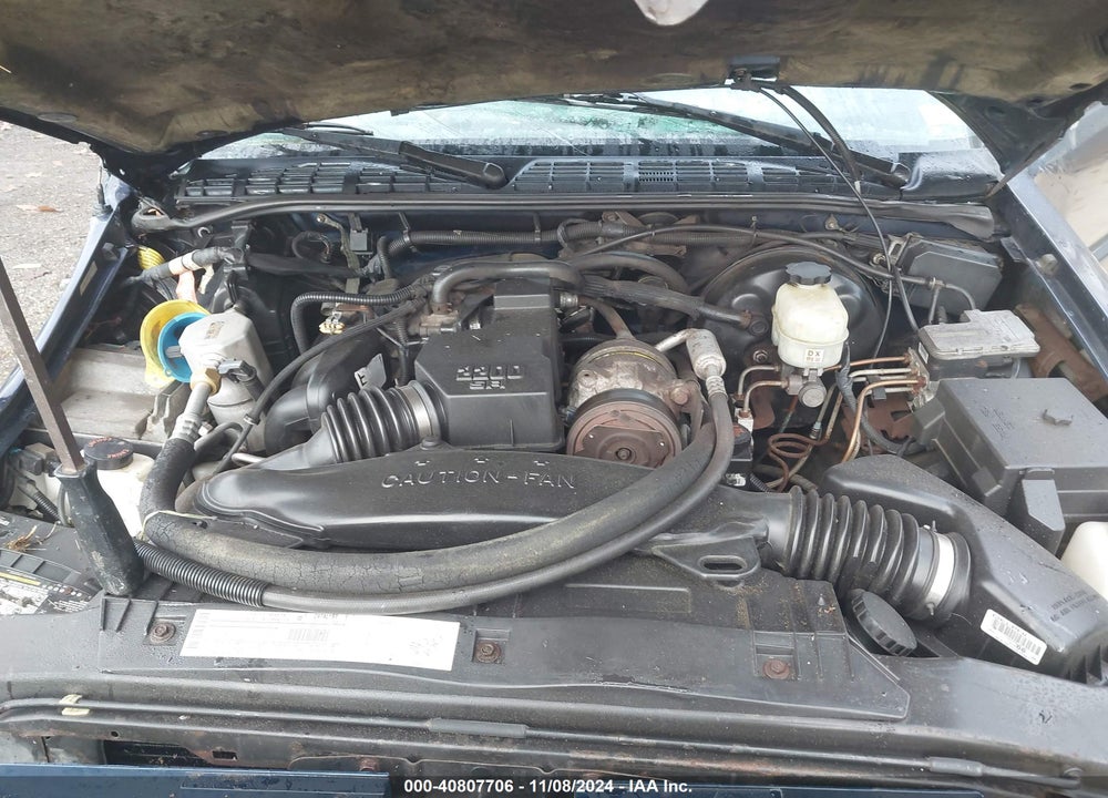 2000 GMC SONOMA SLS VIN: 1GTCS1957Y8293369