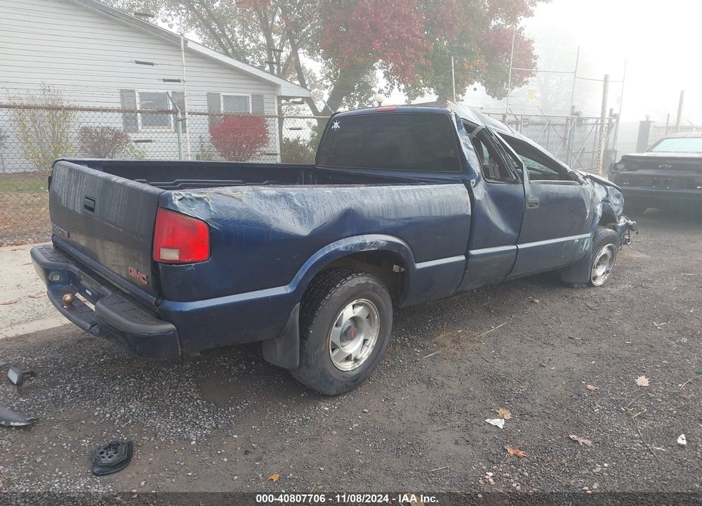 2000 GMC SONOMA SLS VIN: 1GTCS1957Y8293369