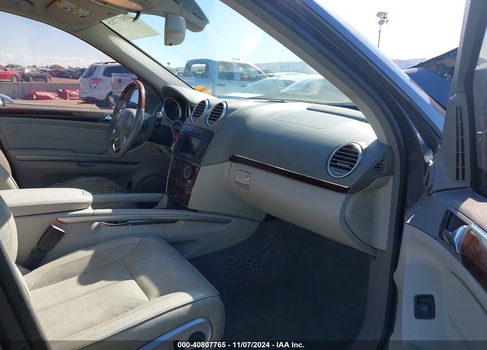 2010 MERCEDES-BENZ GL 550 4MATIC VIN: 4JGBF8GE0AA603593