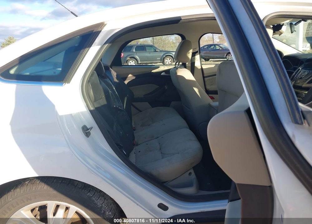 2012 FORD FOCUS SEL VIN: 1FAHP3H22CL358277