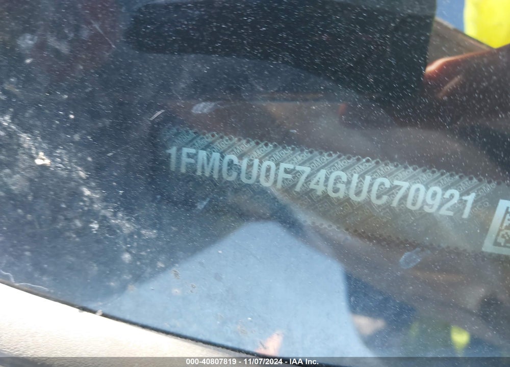 2016 FORD ESCAPE VIN: 1FMCU0F74GUC70921