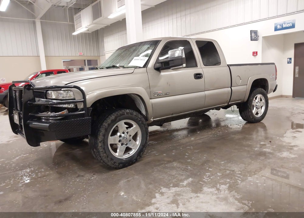 2002 CHEVROLET SILVERADO 2500HD LS VIN: 1GCHK29152E200009