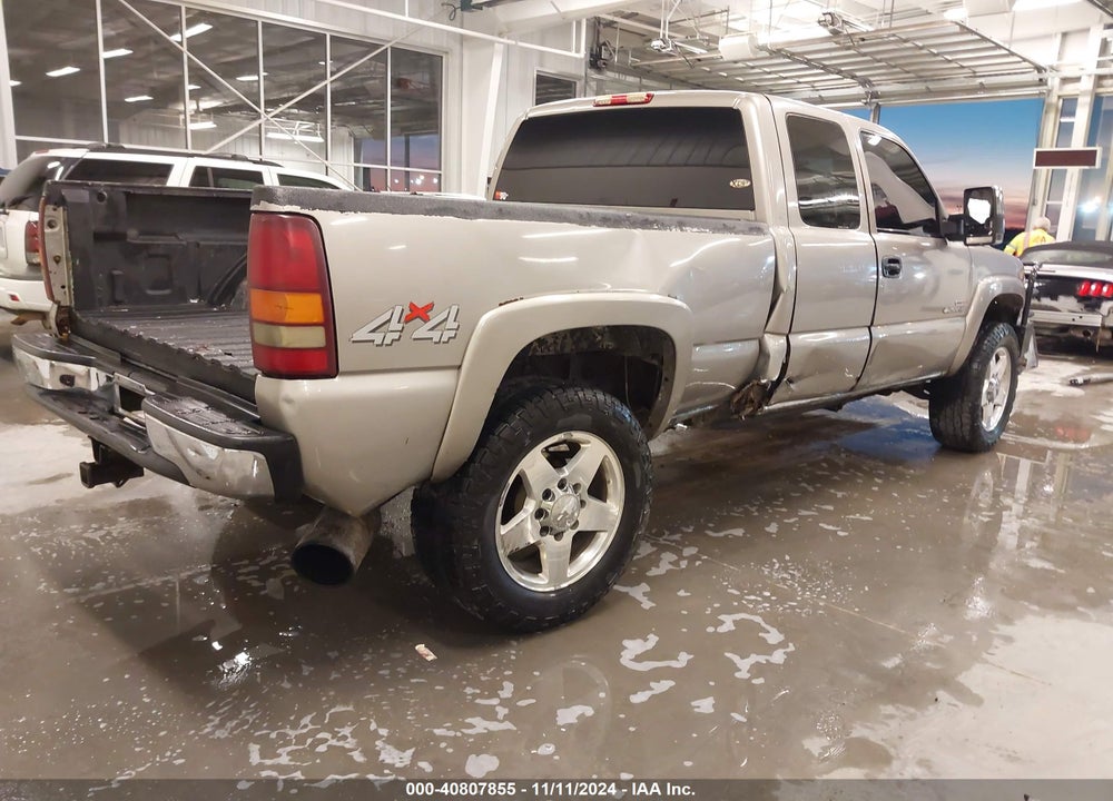 2002 CHEVROLET SILVERADO 2500HD LS VIN: 1GCHK29152E200009
