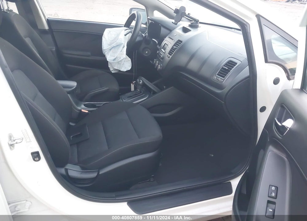 2016 KIA FORTE LX VIN: KNAFK4A60G5496376