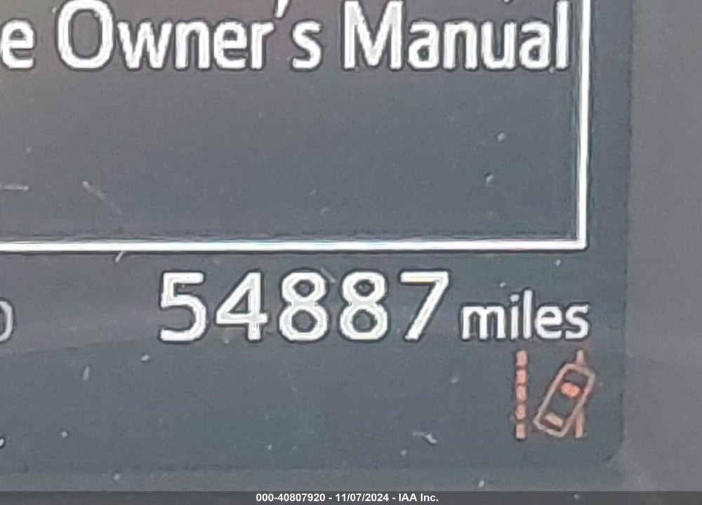 2017 TOYOTA RAV4 XLE VIN: 2T3RFREV1HW681551