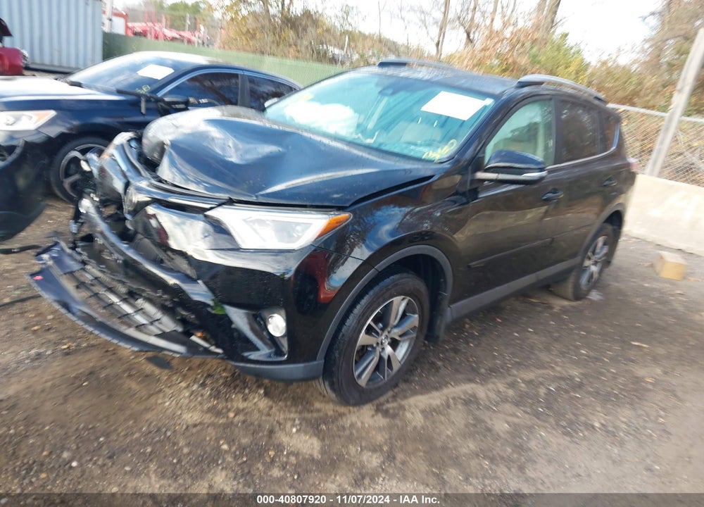 2017 TOYOTA RAV4 XLE VIN: 2T3RFREV1HW681551