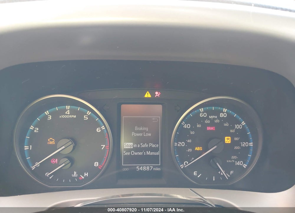 2017 TOYOTA RAV4 XLE VIN: 2T3RFREV1HW681551