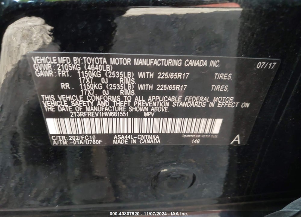 2017 TOYOTA RAV4 XLE VIN: 2T3RFREV1HW681551