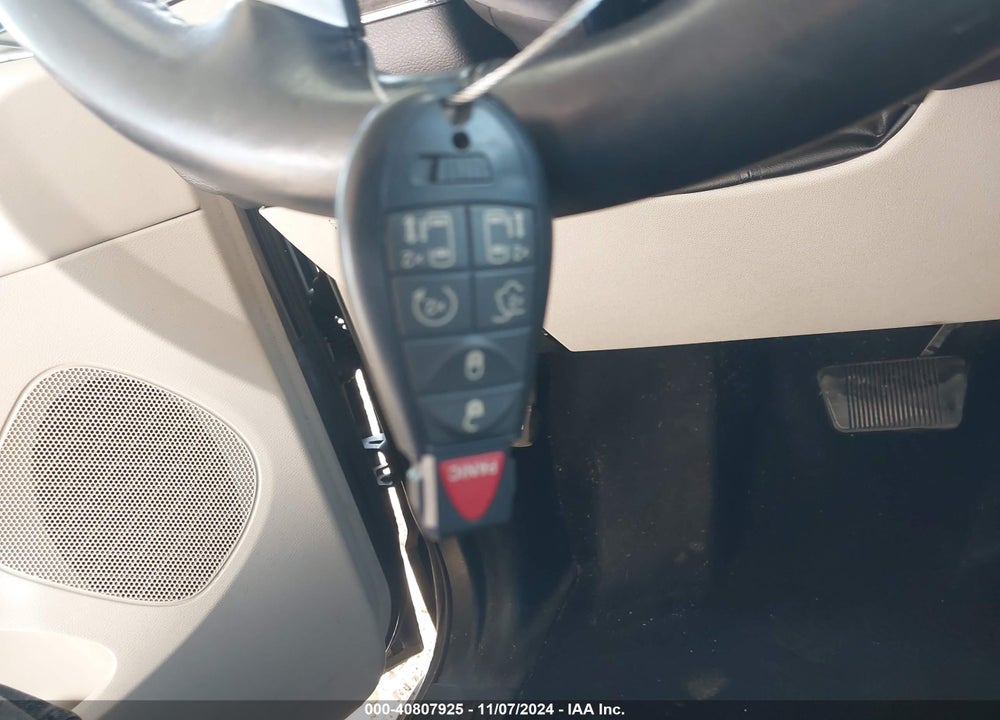 2015 CHRYSLER TOWN & COUNTRY TOURING-L VIN: 2C4RC1CGXFR730011