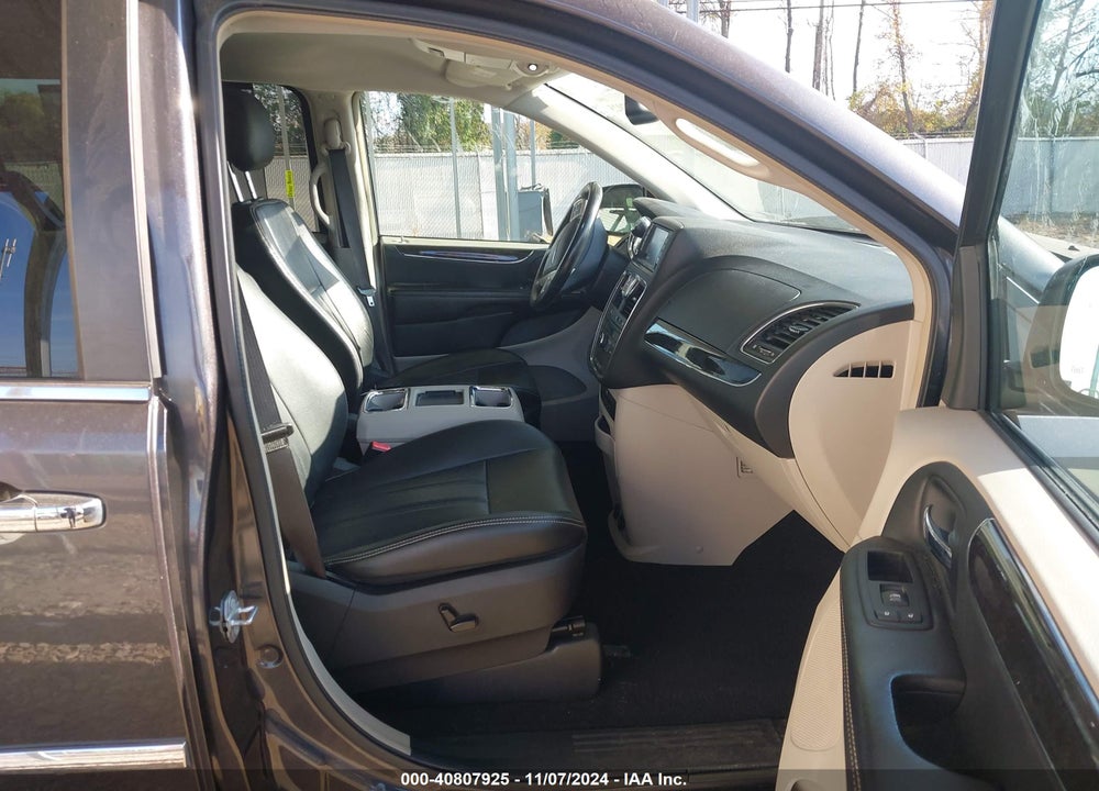 2015 CHRYSLER TOWN & COUNTRY TOURING-L VIN: 2C4RC1CGXFR730011