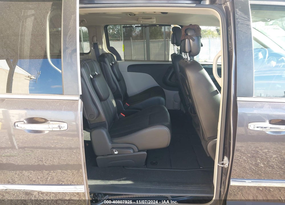 2015 CHRYSLER TOWN & COUNTRY TOURING-L VIN: 2C4RC1CGXFR730011