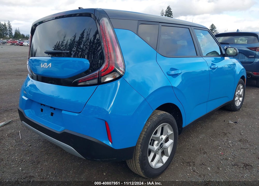 2023 KIA SOUL !/+/S VIN: KNDJ23AU2P7194758