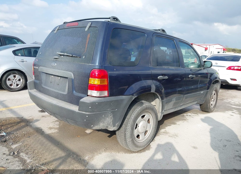 2004 FORD ESCAPE XLS VIN: 1FMCU02154KA42676