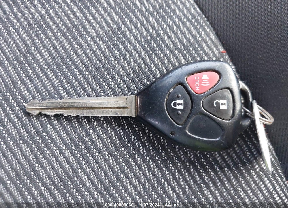 2015 TOYOTA YARIS LE VIN: VNKKTUD32FA034866