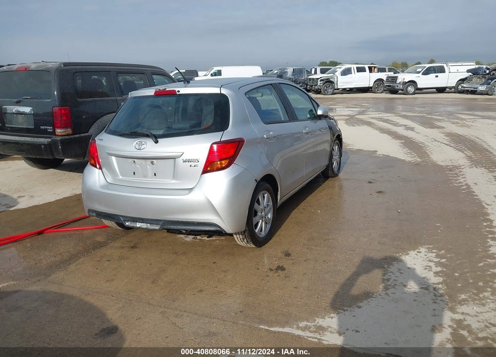 2015 TOYOTA YARIS LE VIN: VNKKTUD32FA034866